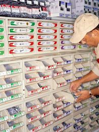 Nail vs. Screw vs. Bolt: Knowing the Right Hardware to Use