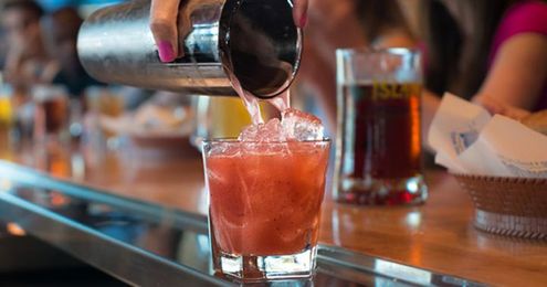 Can Chain Restaurants Step Up to Craft Cocktails?