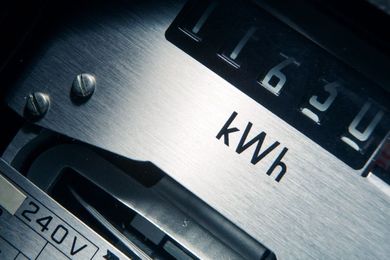 Determine How Your Electricity Bill Treats kW and kWh Differently