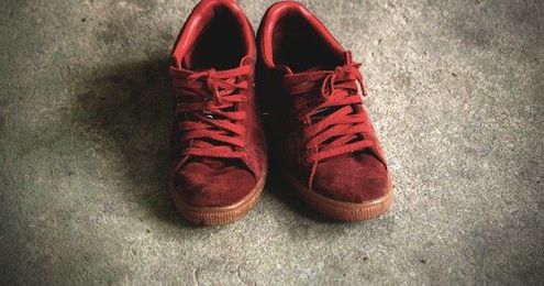 6 reasons to remove your shoes inside