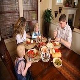 Long Nursing Hours? 5 Ways to Make Time for Family