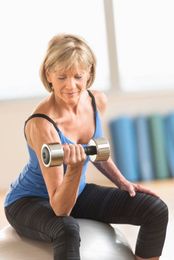 Weight Training Helps Beat Belly Fat