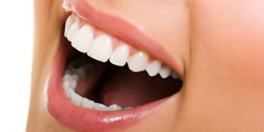 Top Tips To Keep Your Breath Fresh and Teeth White