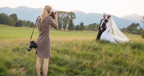 5 Things That You Might Not Realize Are Ruining Your Wedding Photos