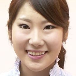 Dentists warn against cosmetic 'snaggletooth' fangs and 'London gaps'