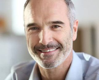 What is the difference between a therapist and psychologist?