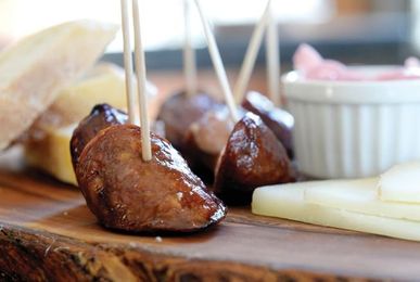 Making flavorful sausage can be simple