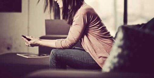 35 Characteristics of a Relationship Addict