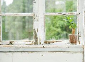 When to Repair and When to Replace Your Windows