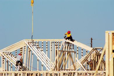 Wooden Roof Trusses: Advanced Technology in Building Design