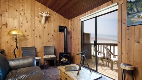 Ditch the devices and unplug at these 9 hotels and resorts