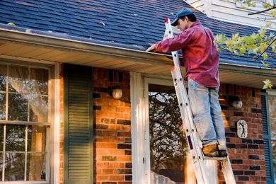 8 Symptoms of Bad Gutters