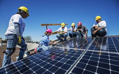 Merced students get hands-on training in green tech