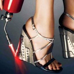 7 Odd Beauty Jobs You Never Knew Existed