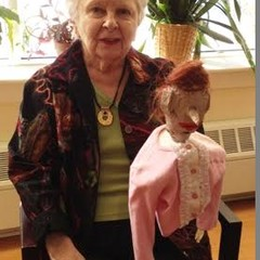 The Wartburgh Uses Therapy With Puppets To Help Alzheimer's Patients