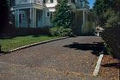 A Better Driveway Border