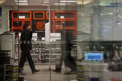 Ron Garriques to Lead Standard General’s RadioShack Stores
