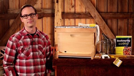 Complete Little Giant® Beehive