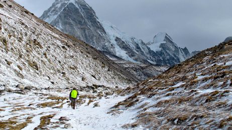 How a Controversial Garbage Agency Came to Oversee the Everest Icefall