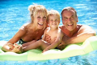 How Long Does a Pool Heater Last? 