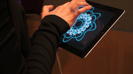Exploring Algorithms in Islamic Art through Augmented Reality