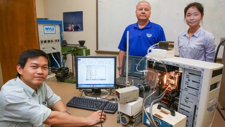 Computer cooling system could save U.S. $6.3 billion in electricity a year