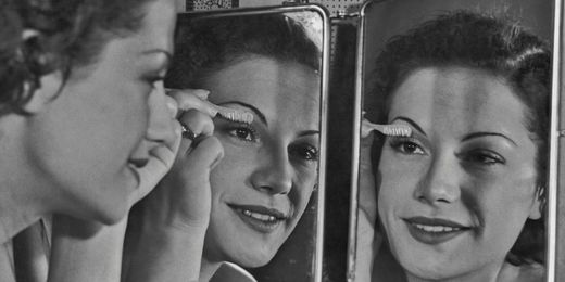 The Very Best Eye Makeup Tricks From 1955