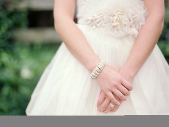 White Versus Ivory: What’s the Difference? 