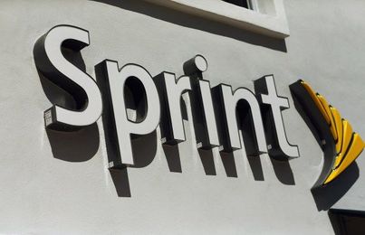 Do you Have Verizon or Sprint Cell Service? They May Owe you a Refund