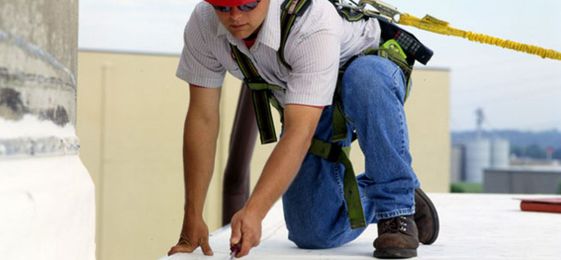 How to Find a Commercial Roofing Contractor