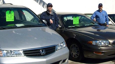 17 Things Car Salesmen Don't Want You to Know