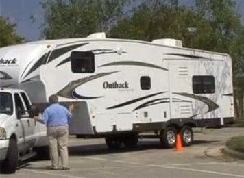 Travel Trailer & 5th Wheel Backing-Up Tips