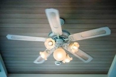 How Ceiling Fans Can Help You Save On Your Air Conditioning Bill