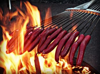 30 crazy camping tricks that will make your life easier