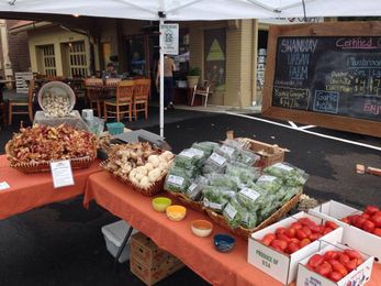 Farmers Market Etiquette: 8 Ways To Be A Good Customer