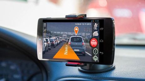 How to Turn Your Phone Into a Dash Cam