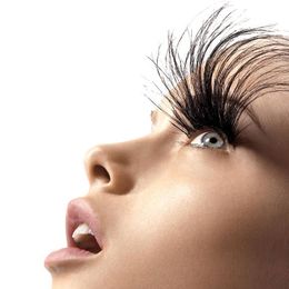 What It's like to Have Eyelash Extensions