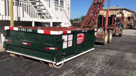 (563) 332-2555 Davenport Roll Off Rental-Best Dumpster Rental Tips