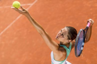 5 Tips to Prevent Tennis Elbow This Summer