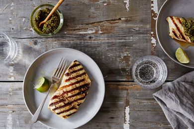 How to Grill a Piece of Fish in 5 Minutes (and Nail it Every Time)