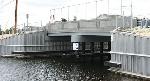Marine Sheet Piling: Vinyl Seawalls & Marine Bulkheads