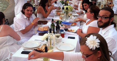 7 1/2 Tips to Make Your Diner en Blanc Simply Marvelous, Darling