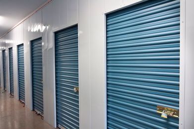 Comparing Indoor and Drive-Up Self Storage Units
