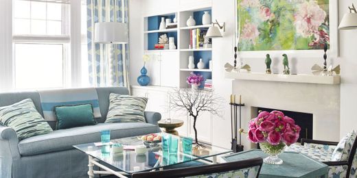 This Designer Embraces Fearless Choices in a Small Space