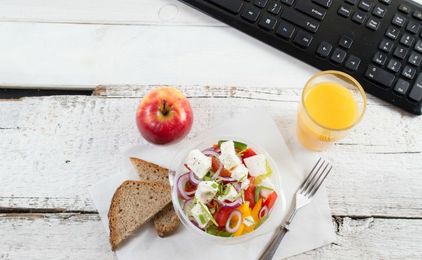 6 Tips for a Healthier, Happier Work Lunch