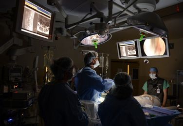 Here's what you should know about choosing the right surgeon