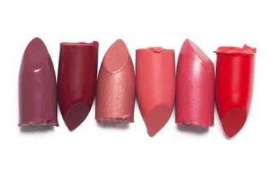 A Shopper’s Guide to Cleaner Cosmetics