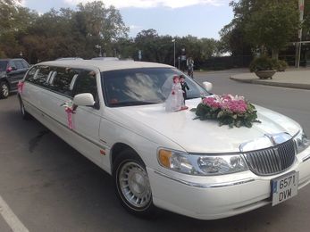 6 Tips to Renting the Right Limousine