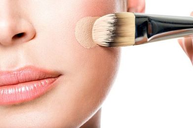 Dr. Joel Schlessinger talks to MIMI about how to choose the right foundation.
