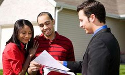 10 Benefits of Using a Real Estate Agent to Buy a Home